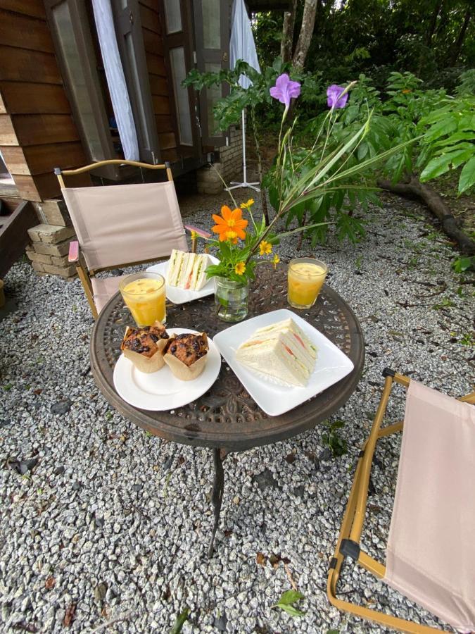 Kebun Lisdtari Farmstay Air Hangat Exteriér fotografie